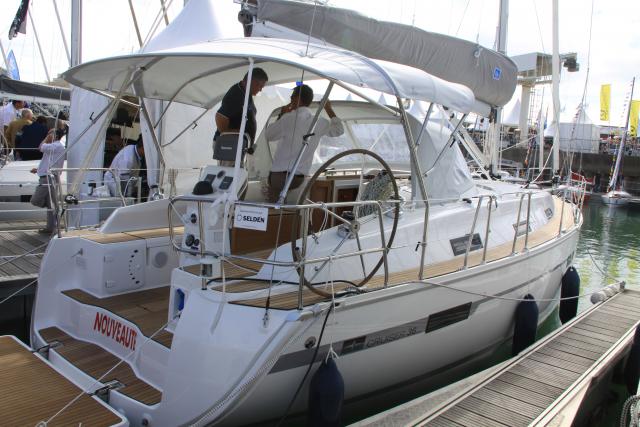 Bavaria 36 Cruiser - Photo 4