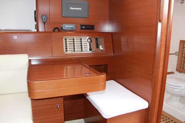 Dufour 45E - Photo 7