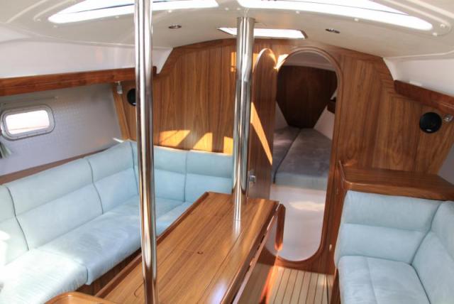 Feeling 32 - Photo 14