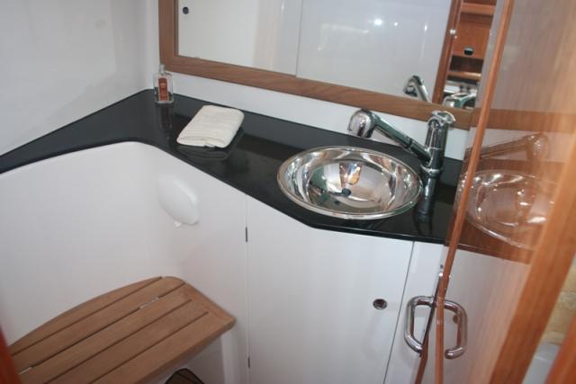 Feeling 44 - Photo 8