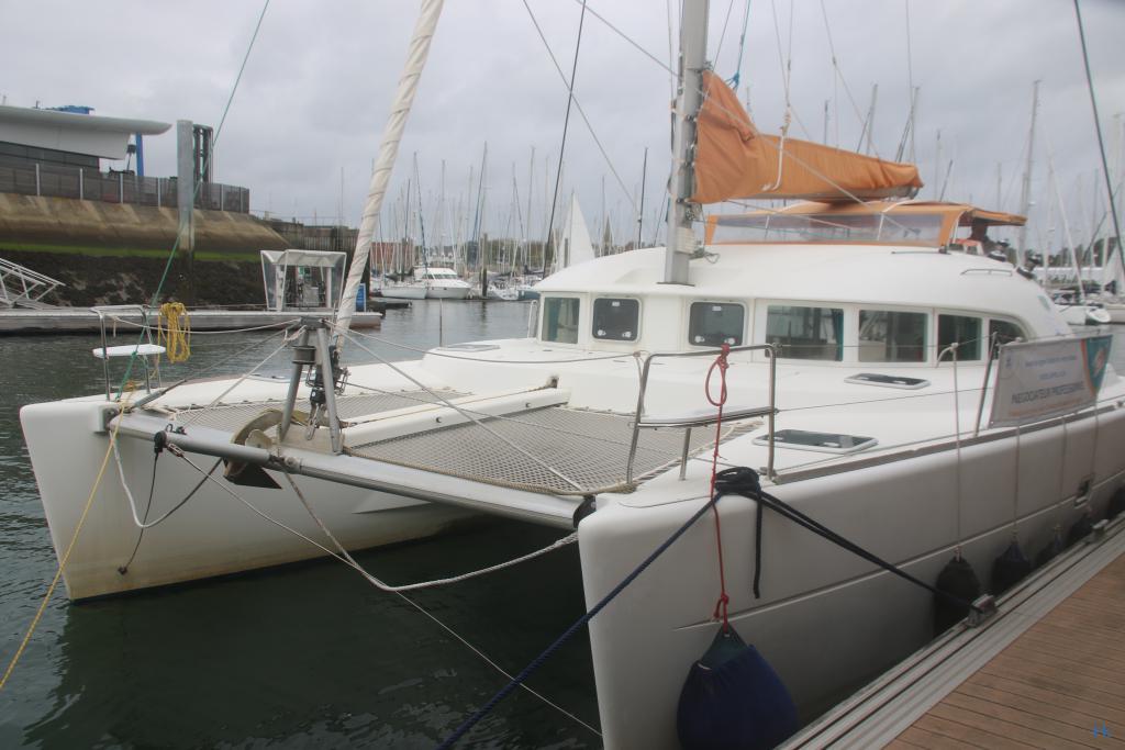 Lagoon 380 - Photo 4