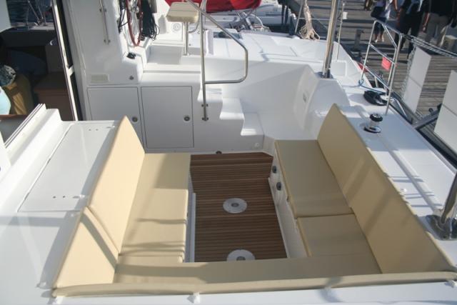 Lagoon 420 - Photo 3