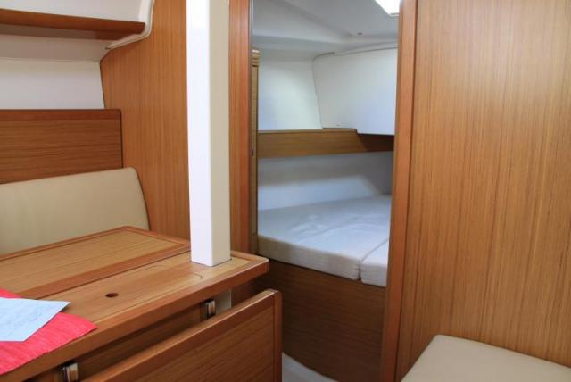 Sun Odyssey 30i - Photo 10