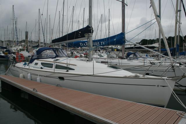 Sun Odyssey 35 - Photo 4