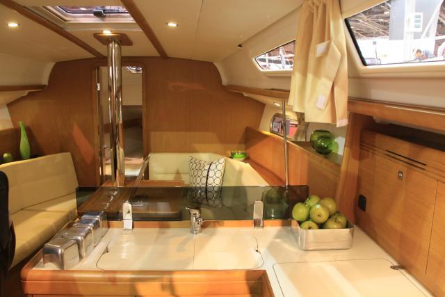 Sun Odyssey 36i - Photo 14