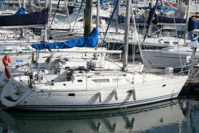 Sun Odyssey 37 - Photo 8