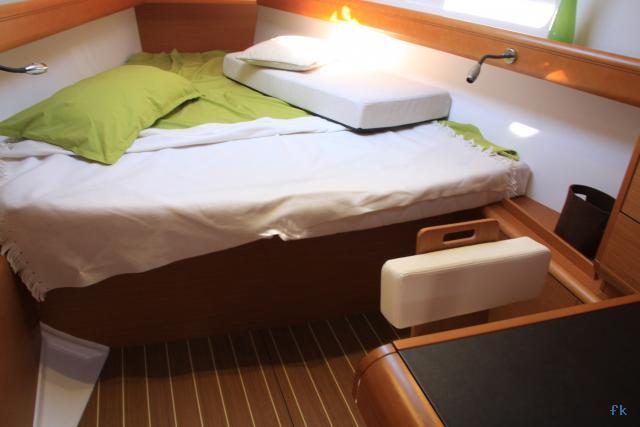 Sun Odyssey 409 - Photo 16