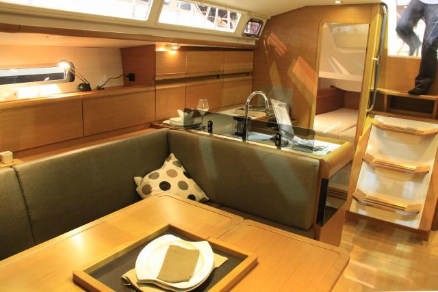 Sun Odyssey 439 - Photo 7